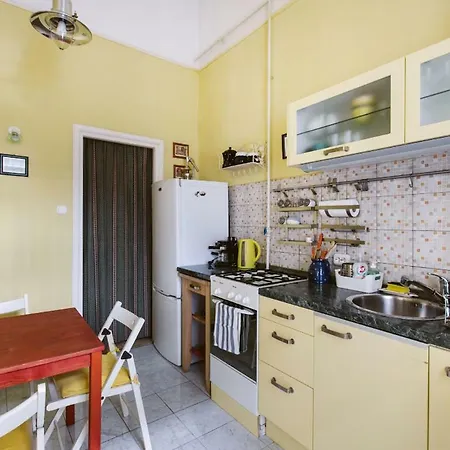 Apartment At Basilica Budapest