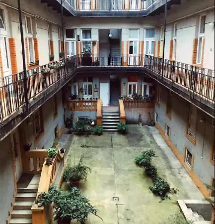 At Basilica Apartment *